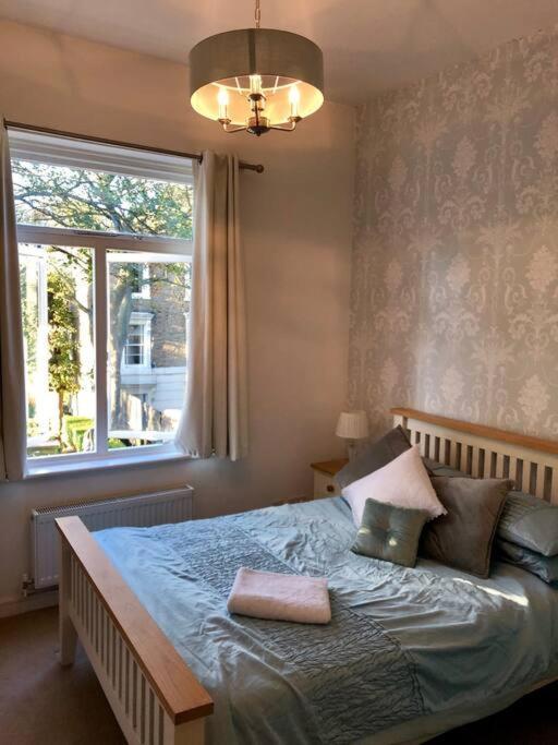 Spacious Apartment In The Heart Of Camden Town Londyn Zewnętrze zdjęcie